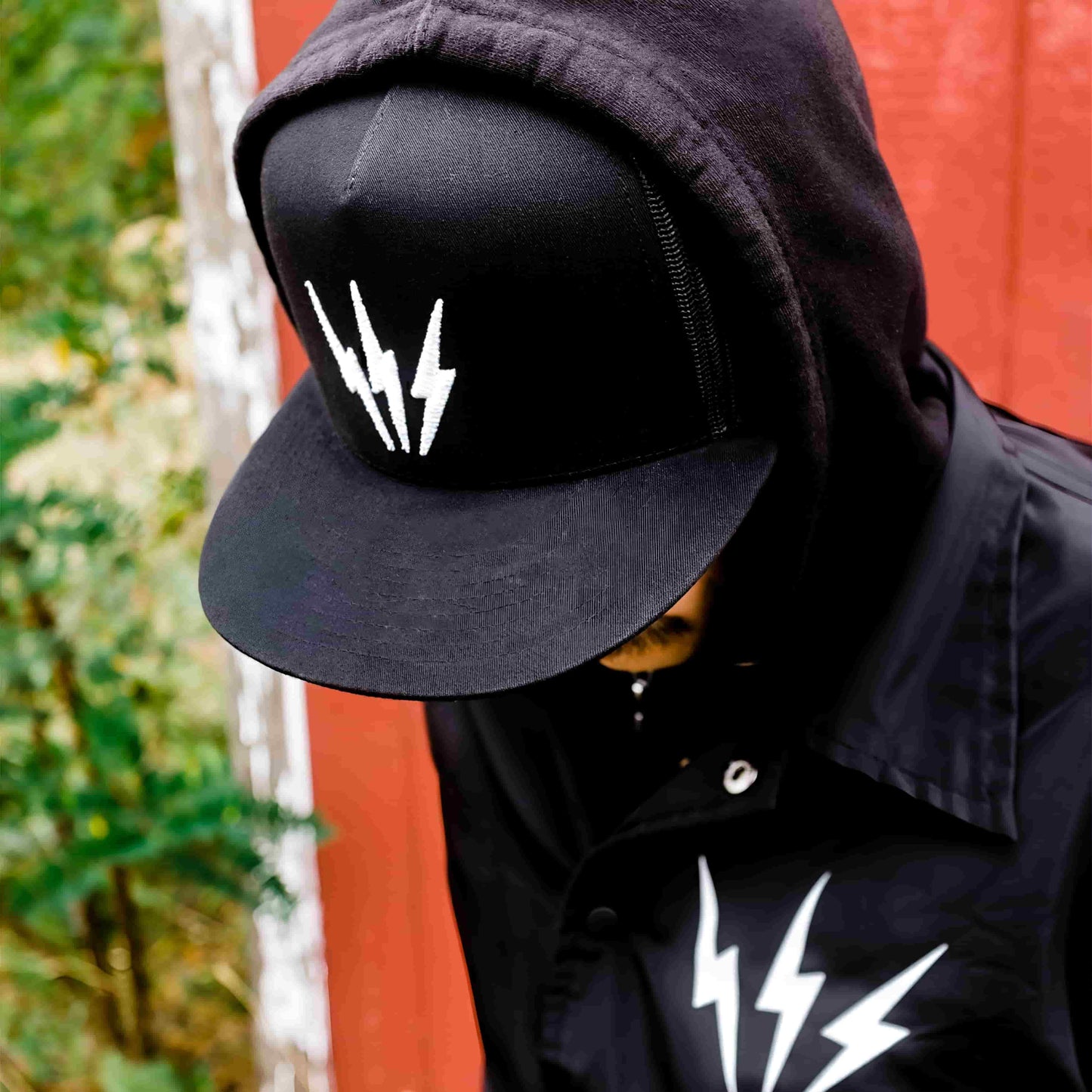 CCC-Lightning-SnapBack-Black
